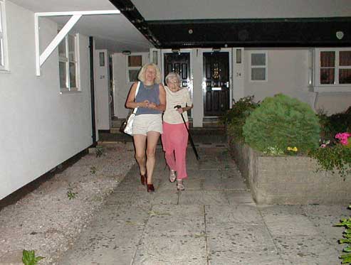 st katherines mews by night